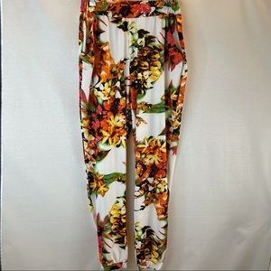 Kate & Mallory Floral Jogger Pants Size M